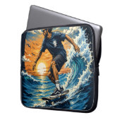 Surfer auf den Wellen Laptopschutzhülle (Vorderseite Links)