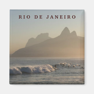 "Surfer bei Arpoador, Rio de Janeiro"-Magnet Magnet