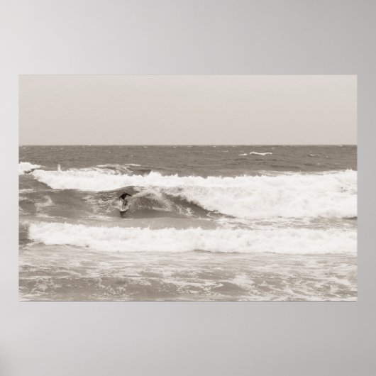 Surfer beim Surfen Poster (Vorne)