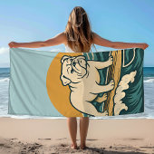 Surfer Dog Retro Bulldog Surf Grafik auf einem Pro Strandtuch