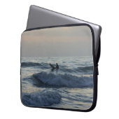 Surfer erwartet laptopschutzhülle (Vorderseite Links)