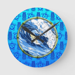 Surfer im Bambuskreis Runde Wanduhr