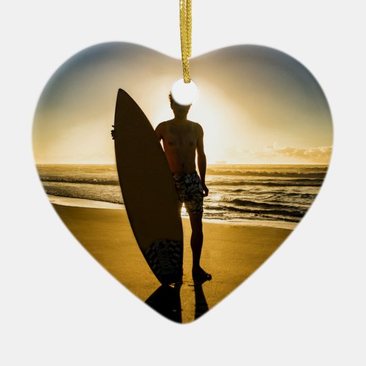 Surfer-Silhouette während des Sonnenaufgangs Keramik Ornament (Vorne)