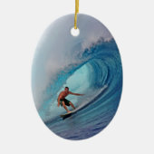 Surfer surfen eine riesige Welle. Keramik Ornament (Vorne)