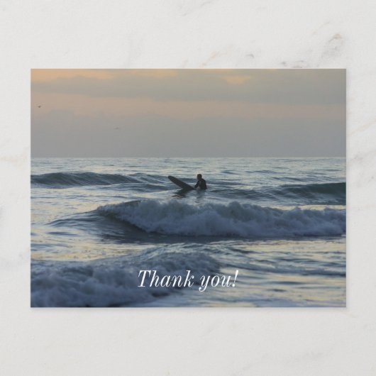 Surfer wartet postkarte (Vorderseite)