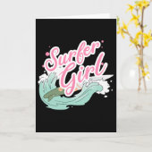 Surferin surft karte (Gelbe Blume)