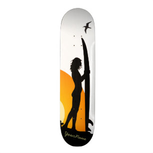 Surfermädchensonnenuntergang-Strand-Skateboard 2 Skateboard