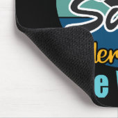 Surffahrer fangen die Wellen Mousepad (Ecke)