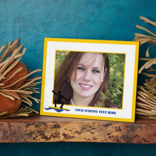 Surfgeschenke, surfen auf seinem Surfbrett nach Ma Fotoplatte (Seite)