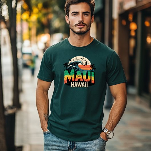 Surfhexe auf Broom Maui Hawaii Halloween T-Shirt