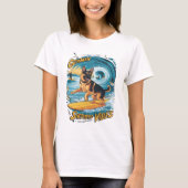 Surfing German Shepherd T-Shirt (Vorderseite)