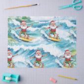 Surfing Santa is on big wave in Hawaii Seidenpapier (Basteln)