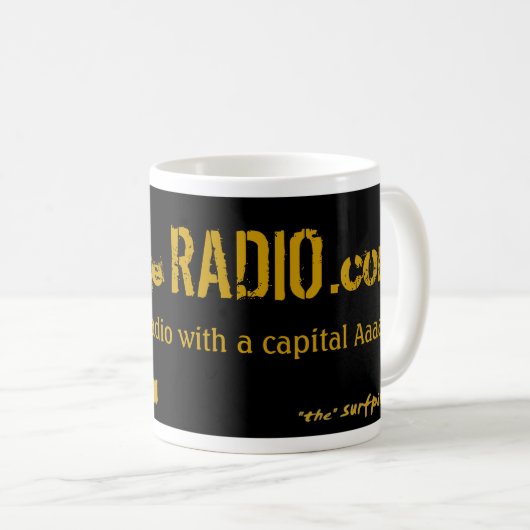 surfpirateRADIO Punkt-COM Kaffeetasse (VorderseiteRechts)