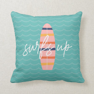 Surfs Up Pinkes Surfbrett und Wellen Kissen