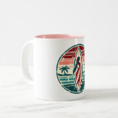 "Surfträume: Hot Girl and Surfboard" Tasse (Vorderseite Links)