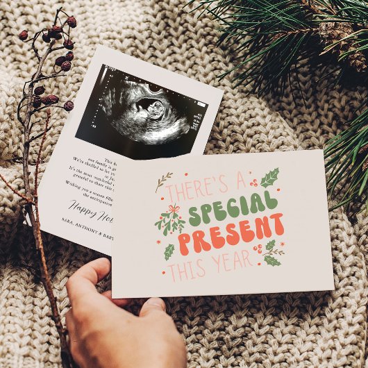 Surprise Christmas Holiday Pregnancy Announcement  Karte