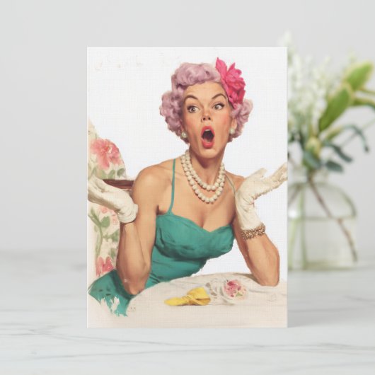 Surprised Retro Glamour Lady Einladung (Stehend Vorderseite)