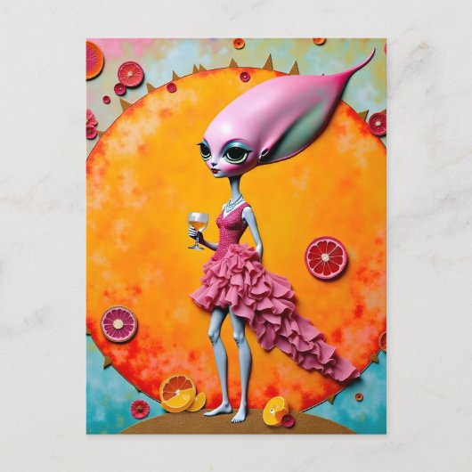 Surreal Alien Lady in Rosa mit Orangensaft Postkarte (Vorderseite)