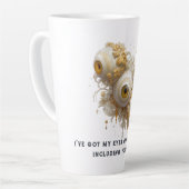 Surreal Barock Eyeballs mit Verziertem Gold Milchtasse (Linke Ecke)