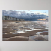 Surreal belgische Küstenlandschaft Poster (Vorne)