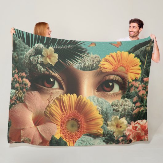 Surreal Eyes and Flowers with Butterflies Fleecedecke (Beispiel)