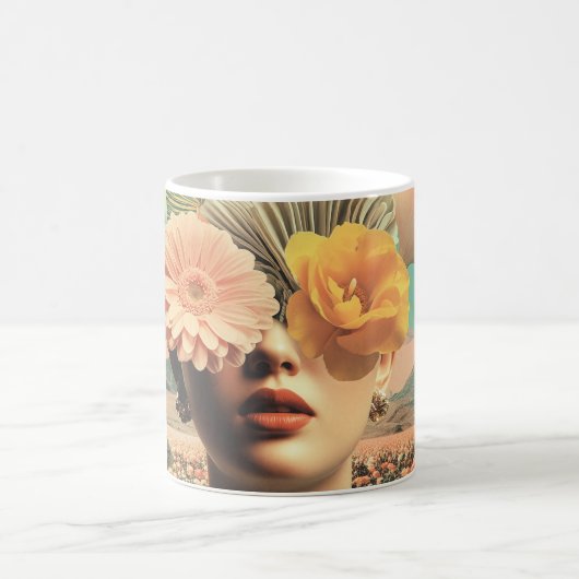 Surreal Female Portrait With Flowers Covering Eyes Kaffeetasse (Mittel)