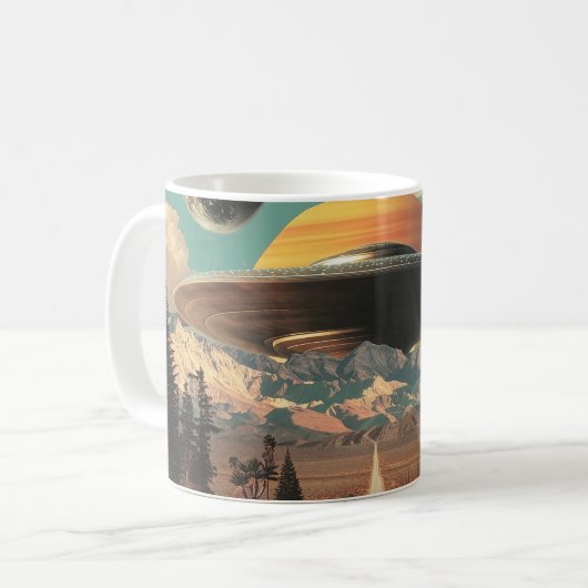 Surreal Landscape with Road, UFO and Saturn  Kaffeetasse (Vorderseite Links)