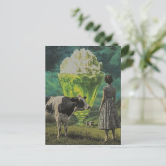 Surreal Limone Yummy-Wüste in der Milchweide Postkarte (Stehend Vorderseite)