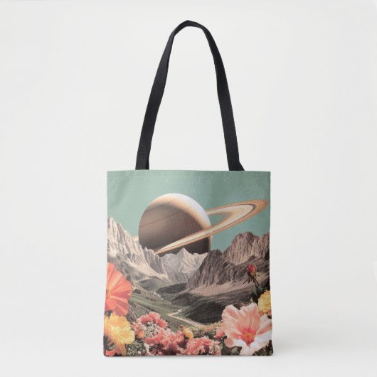 Surreal Saturn über dem Bergtal Tasche (Vorderseite)