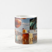 Surreal schwebende Kugeln und Würfel Kaffeetasse (Mittel)
