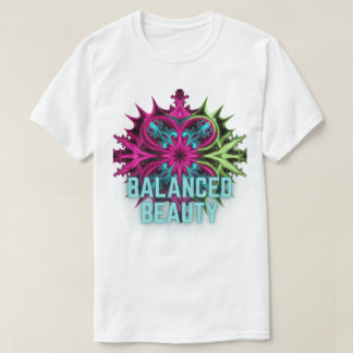 Surreal Symmetrie - Ausgewogene Schönheit T-Shirt