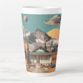 Surreal UFO Over Rustic House Milchtasse (Vorderseite)