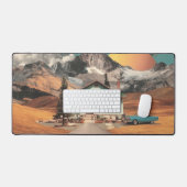Surreal UFO Over Rustic House Schreibtischunterlage (Tastatur & Maus)
