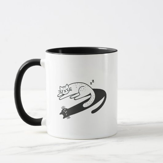 Surreal Weiße Katze Schlafen mit Awake Black Shado Tasse (Links)