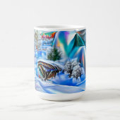 Surreal Winter Wonderland mit eisigen Lichtern Kaffeetasse (Mittel)