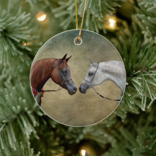 Surreal zwei Pferde Malerei. Keramik Ornament (Baum)