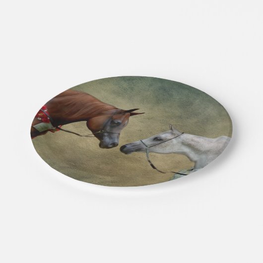 Surreal zwei Pferde Malerei. Pappteller (Schrägansicht)