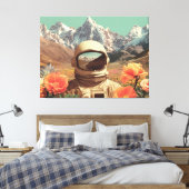 Surrealer Astronaut auf Blumenfeld Leinwanddruck (Insitu (Schlafzimmer))