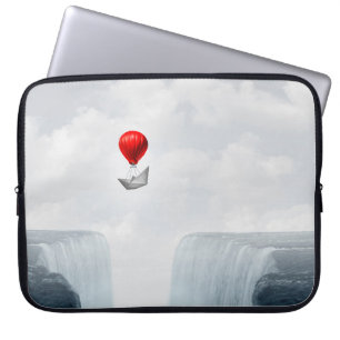 Surrealer Begriff und kreative Lösungsmetapher als Laptopschutzhülle