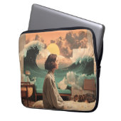 Surrealer Innenraum mit Frau und Katze Laptopschutzhülle (Vorderseite Links)