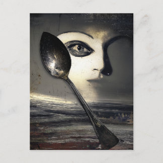 Surrealer Mond- und Löffel-Collage Postkarte