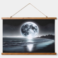 Surrealer Monsun über ruhiger Meeresküste