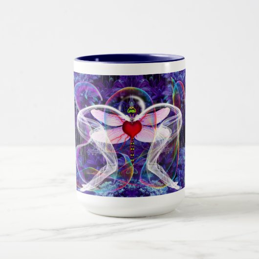 Surrealer psychedelischer Libellen-Flug Tasse (Zentrum)