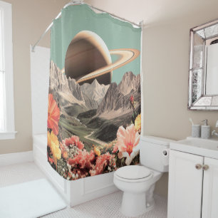 Surrealer Saturn über Mountain Valley Duschvorhang