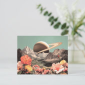 Surrealer Saturn über Mountain Valley Postkarte (Stehend Vorderseite)