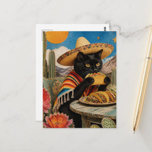 Surrealer schwarzer Kater, der Tacos-Collage isst Postkarte