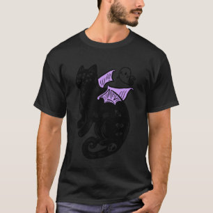 Surrealer schwarzer Katze mit Fledermausflügeln un T-Shirt