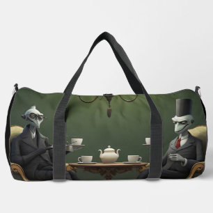 Surrealer Teetime auf der seltsamen Seite. 5 Duffle Bag