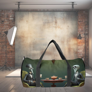 Surrealer Teetime auf der seltsamen Seite. 6 Duffle Bag