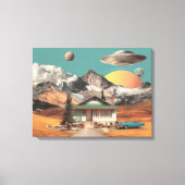 Surrealer UFO über rustikalem Haus Leinwanddruck (Vorderseite)